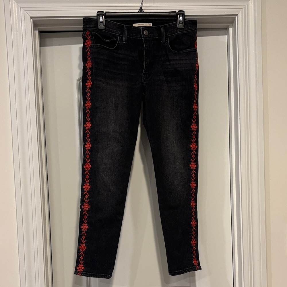 Levi Black Jeans with Red Embroidery